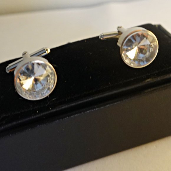 Clear Crystal Beveled Silver Tone Cufflinks - Picture 1 of 2
